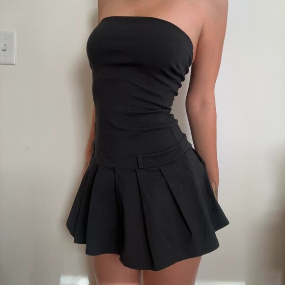 black little bandeau tube strapless pleated mini dress - Picture 1 of 3